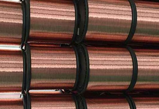 �ܺ���г�����Ӱ�� ͭ�����岨�����Ƚϴ�